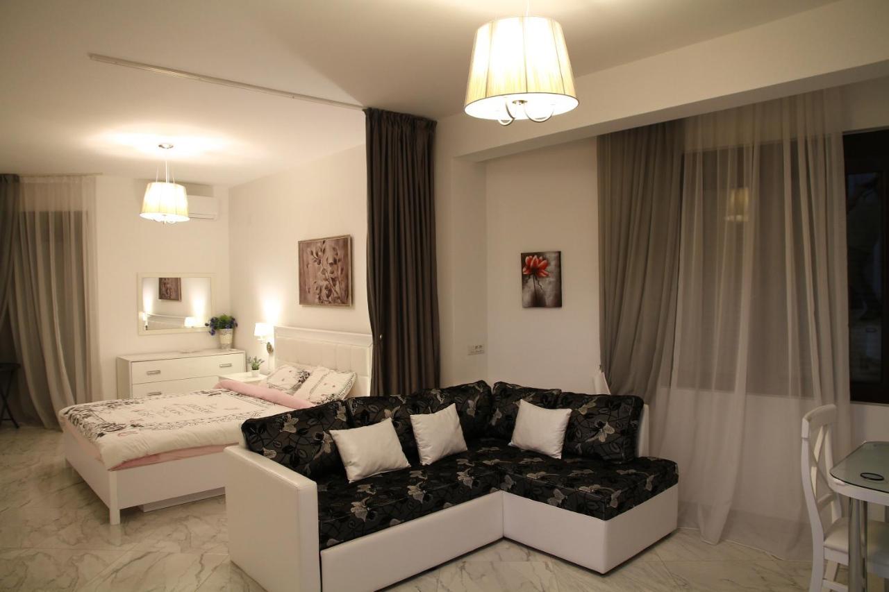 Bella Costa Apartment Dobra Voda Exterior photo