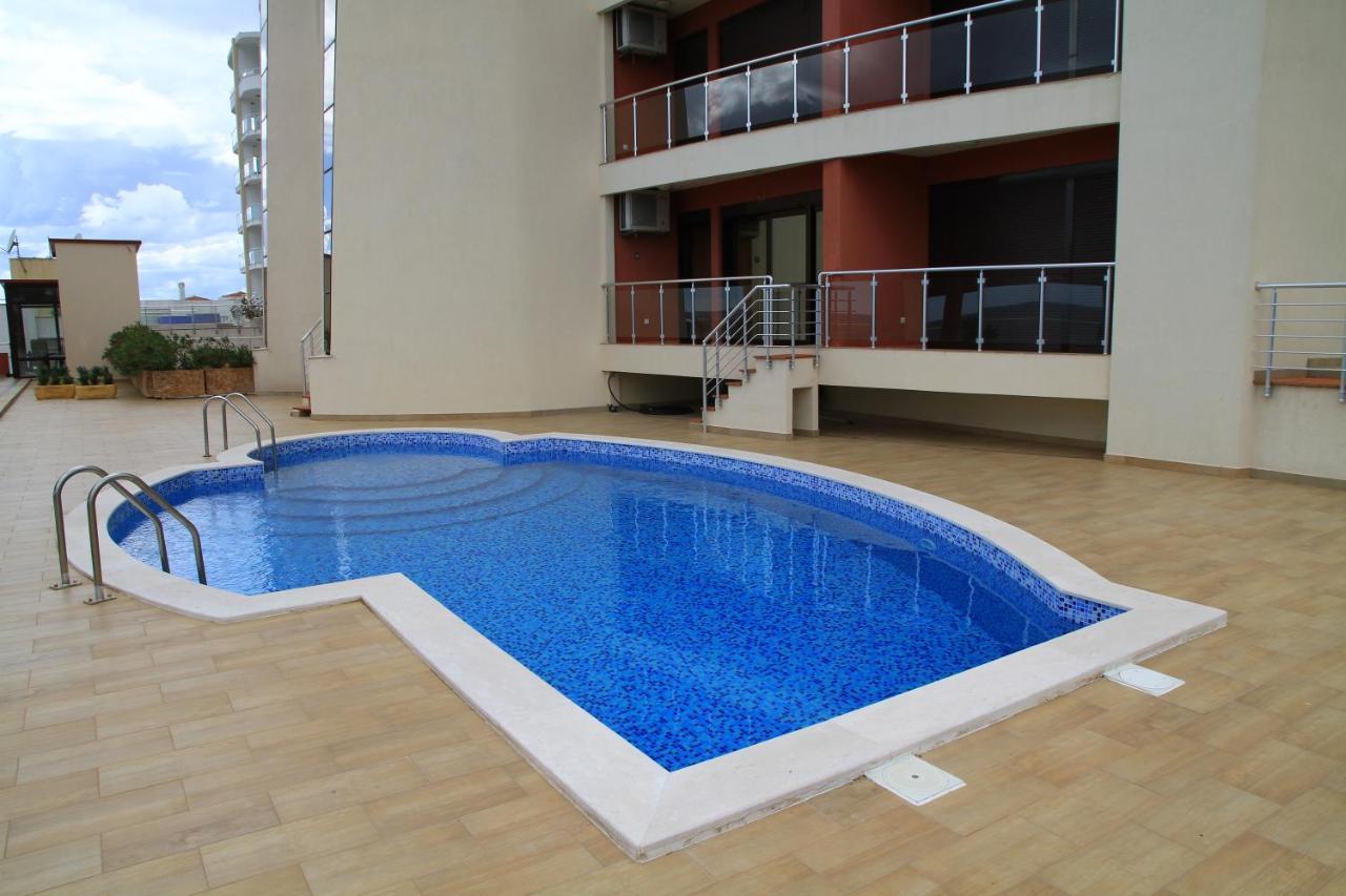 Bella Costa Apartment Dobra Voda Exterior photo