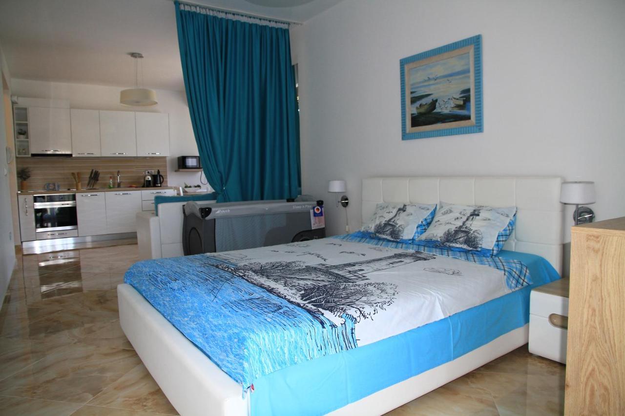 Bella Costa Apartment Dobra Voda Exterior photo